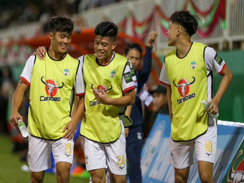 Câu lạc bộ bóng đá U-19 Hoàng Anh Gia Lai luôn hướng đến việc đào tạo cũng như phát triển những tài năng trẻ bóng đá của Việt Nam.